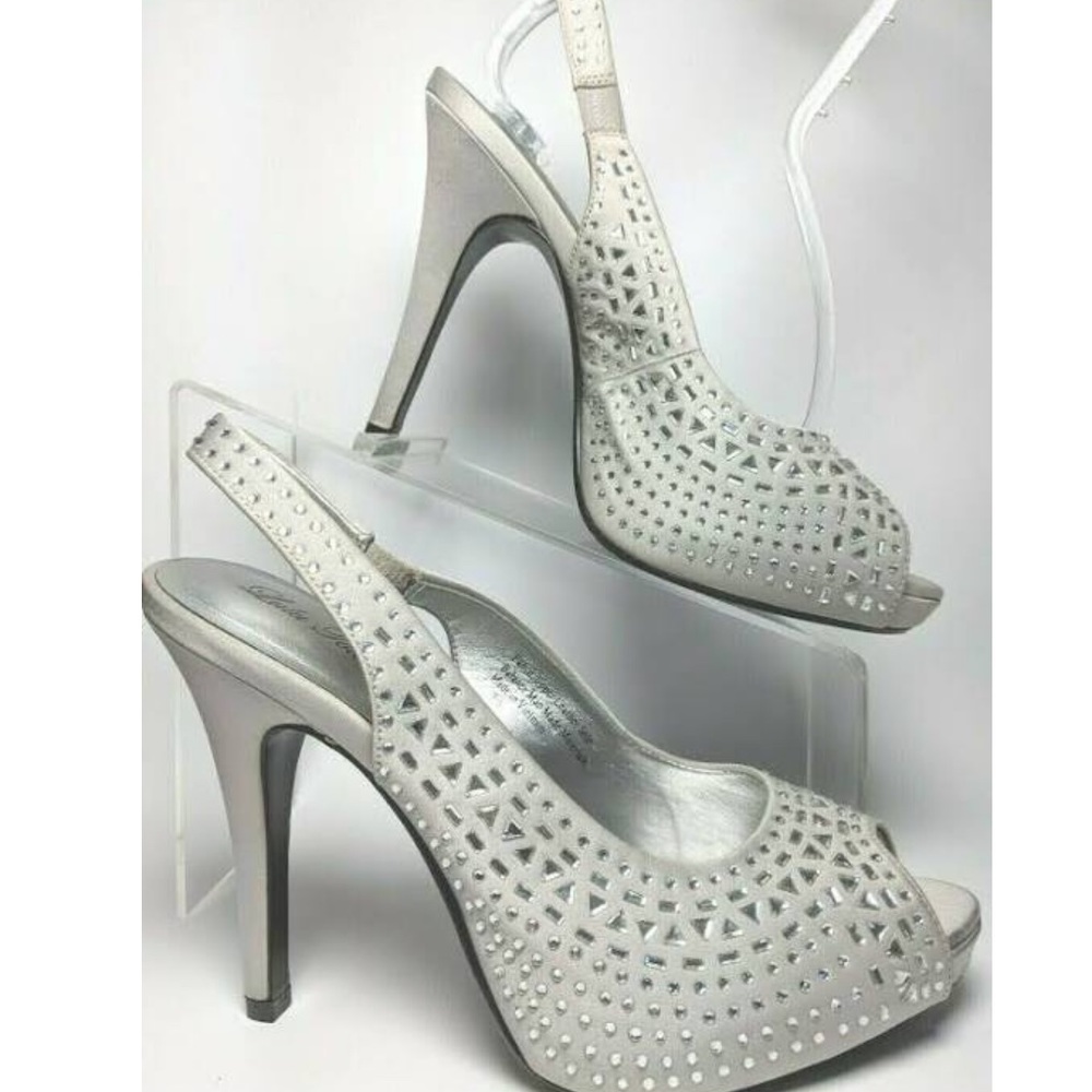 Lulu Townsend silver peep toes with Rhinestones
